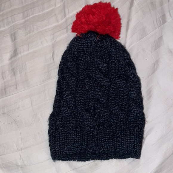 Abercrombie Fitch Blue beanie red puff Pom Pom - Picture 4 of 4